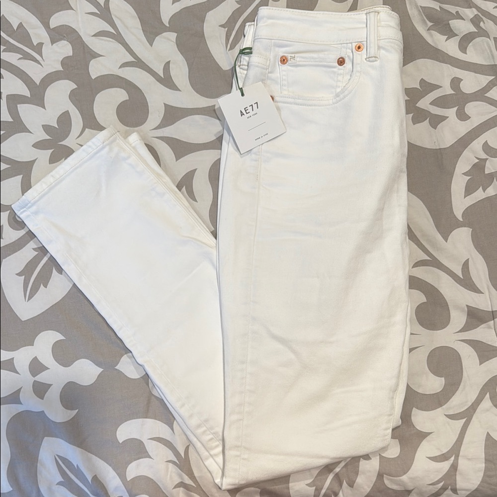 American Eagle Women's White Jeans